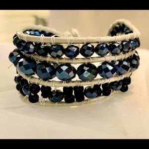 Triple Wrap Seed Bead Spider Bracelet Black&White